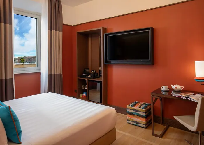 The Independent 4*